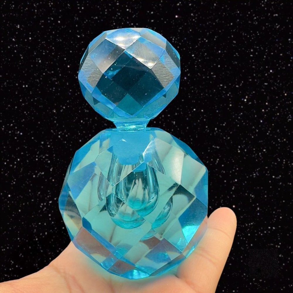 Polish Crystal Glass Facetted Crystal Perfume Blue Paperweight‎ Bottle 4.5”Tall